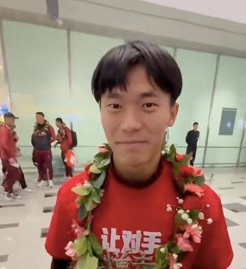 星空娱乐-胡荷韬：亚军成绩有遗憾，要转化成动力；先回成都休整再冬训